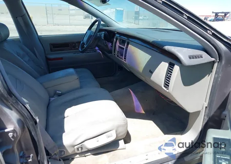 1996 Cadillac Fleetwood Brougham z USA, uszkodzony, nr VIN 1G6DW52P6TR706755